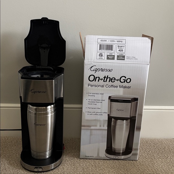 Capresso On The Go Personal Coffee Maker - Picture 4 of 7